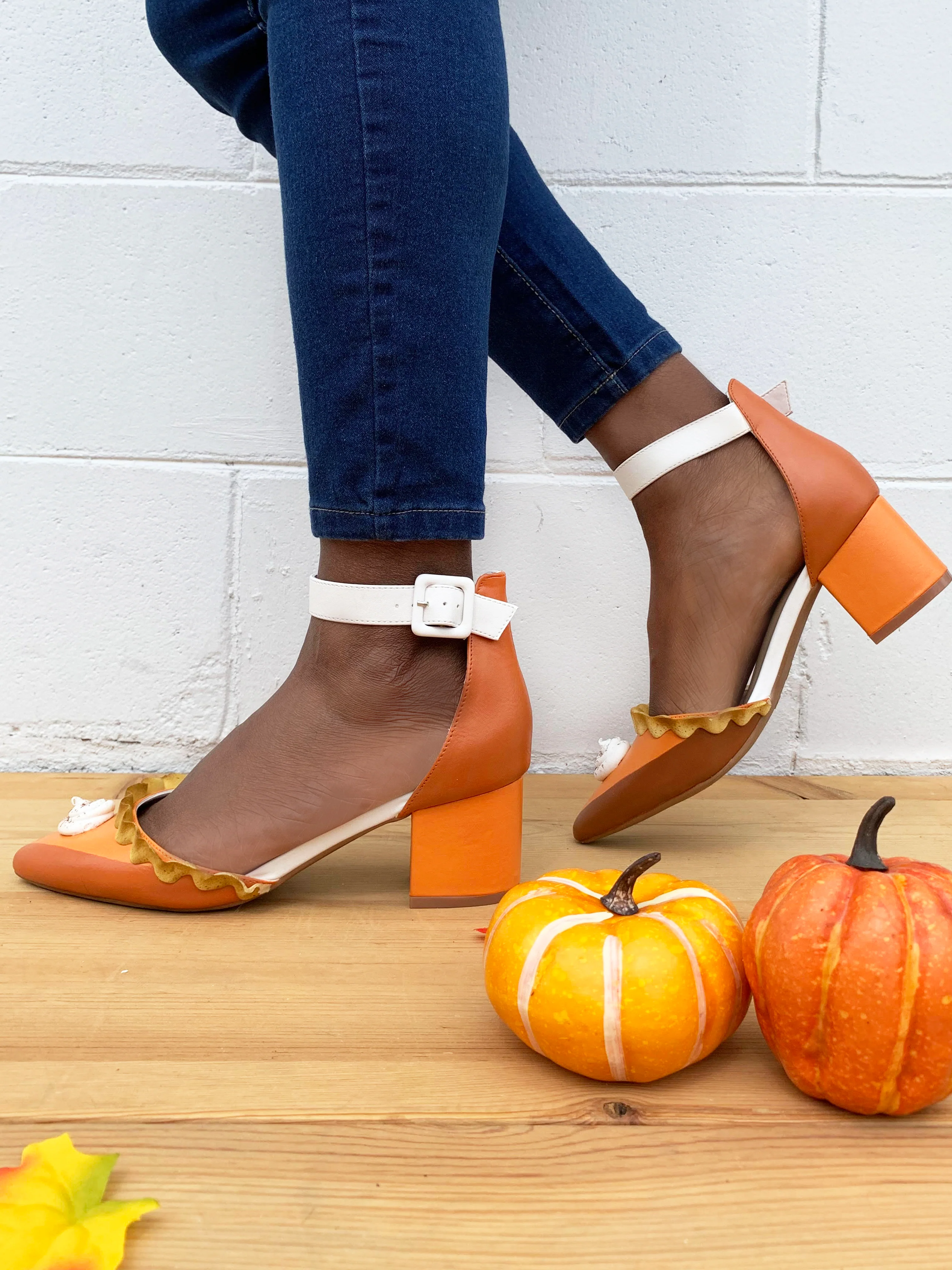 Limited Edition Pumpkin Pie 2.5'' Heels - Image 2